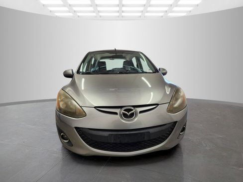 Used 2011 MAZDA MAZDA2 Touring FWD image 2