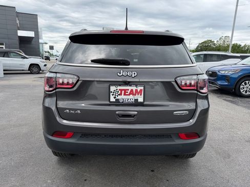 Used 2023 Jeep Compass Latitude AWD/4WD image 6