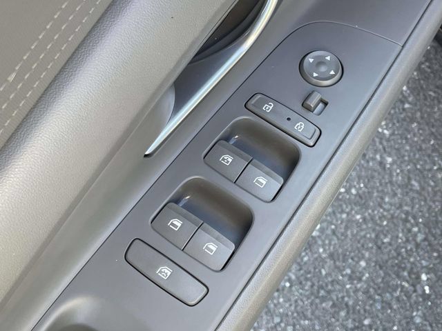 Used 2022 Hyundai Elantra Blue FWD image 15