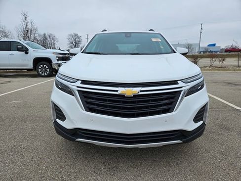 Used 2024 Chevrolet Equinox LT w/ LPO, Floor Liner Package image 2