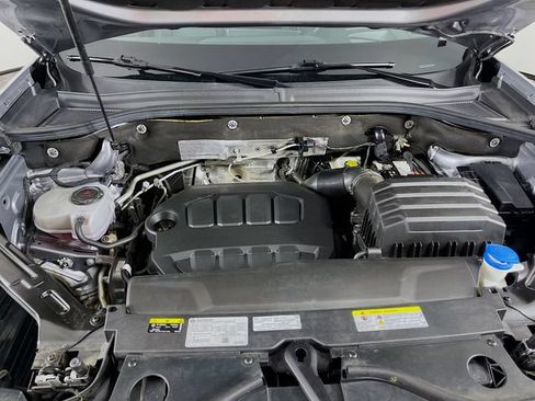 Used 2024 Volkswagen Atlas SEL AWD/4WD image 33
