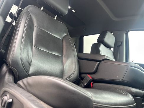 Used 2020 GMC Sierra 1500 SLT w/ X31 Off-Road Package image 24