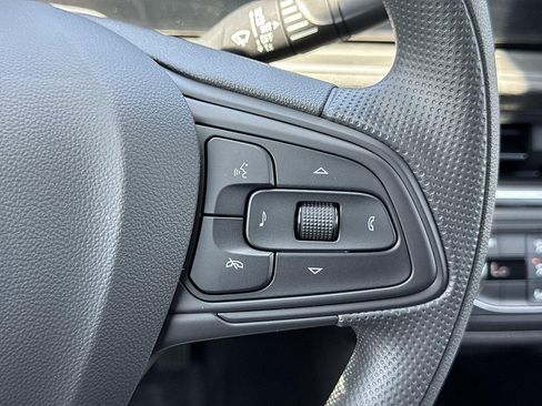 New 2026 Buick Envista Preferred FWD image 10