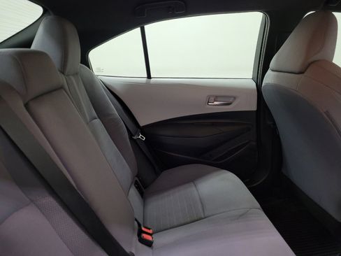 Used 2021 Toyota Corolla SE image 19