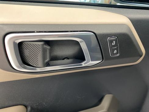 Used 2023 Ford Bronco Wildtrak AWD/4WD image 18