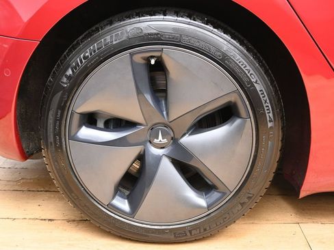 Used 2018 Tesla Model 3 Long Range AWD/4WD image 12