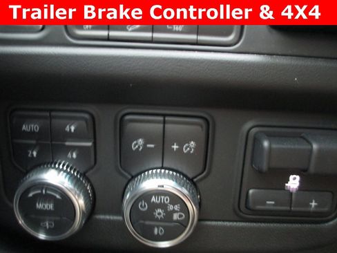 Used 2024 GMC Yukon AT4 w/ AT4 Premium Plus Package image 20