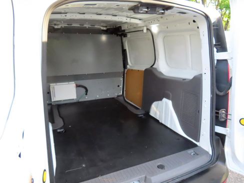 Used 2019 Ford Transit Connect XL FWD image 17