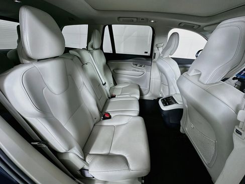 Used 2023 Volvo XC90 B5 Core w/ Protection Package Premier AWD/4WD image 29