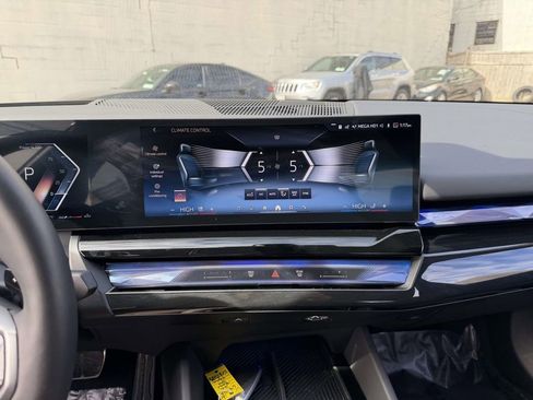 Used 2026 BMW 540i xDrive 540i xDrive image 19