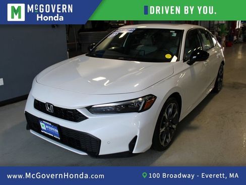 Used 2025 Honda Civic Sport Touring image 1