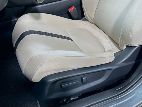 Used 2020 Honda Civic EX image 11