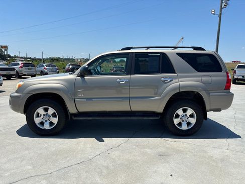Used 2008 Toyota 4Runner SR5 RWD image 7