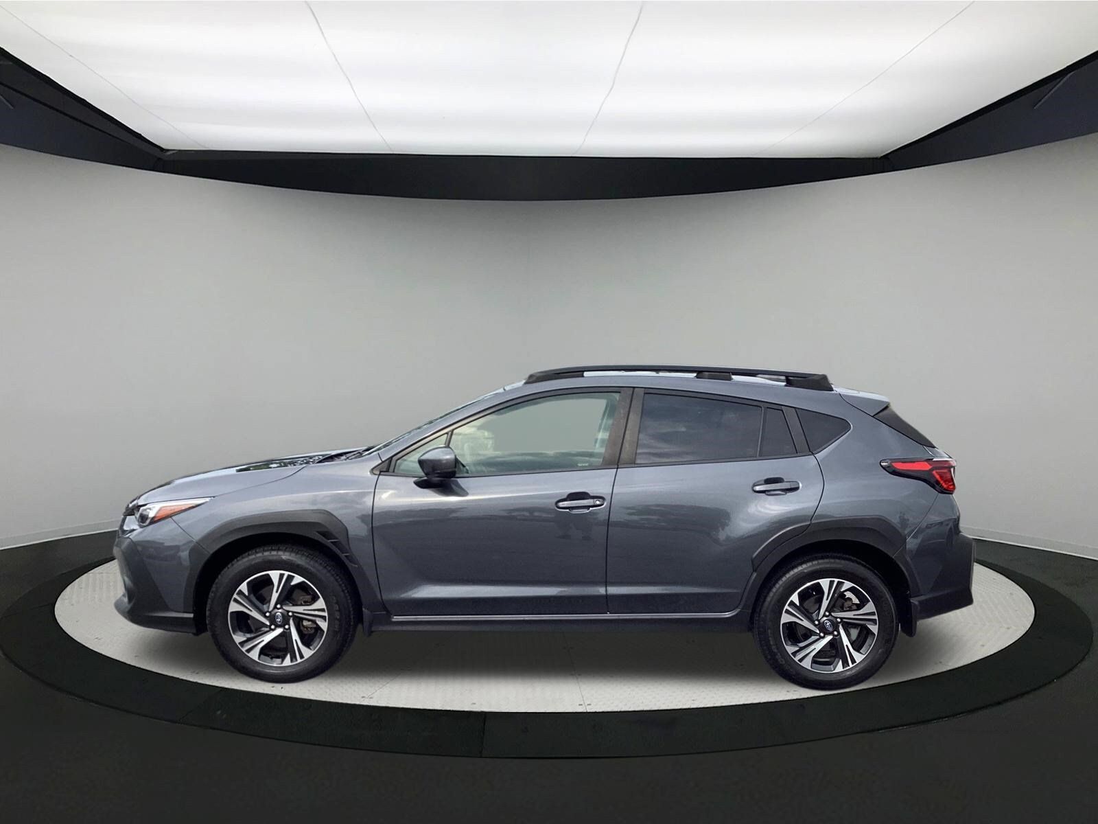 Used 2024 Subaru Crosstrek 2.0i Premium AWD/4WD image 5