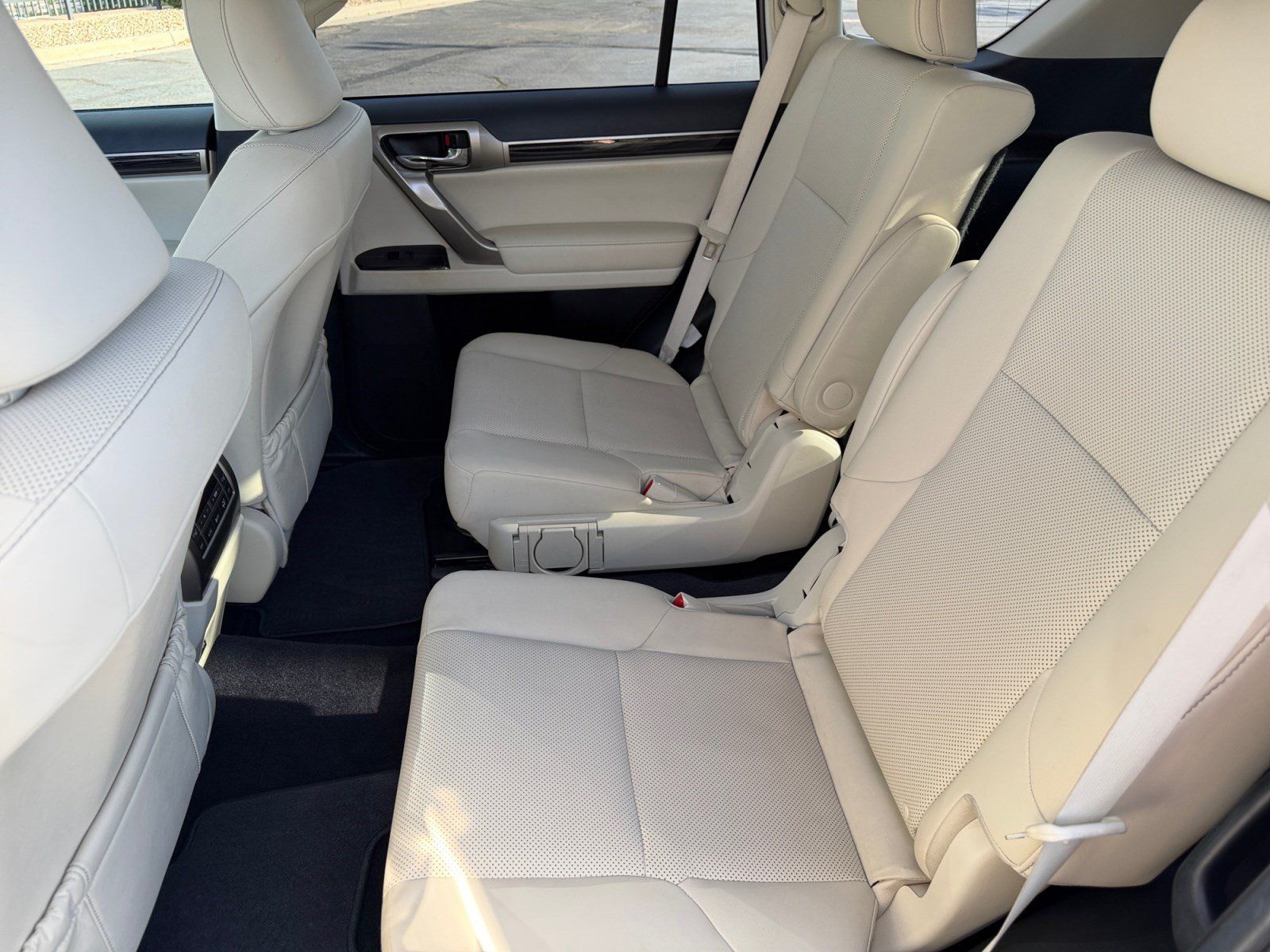 Used 2020 Lexus GX 460 Premium AWD/4WD image 17