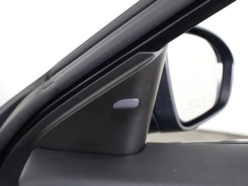 Used 2023 Nissan Altima 2.5 SL image 37