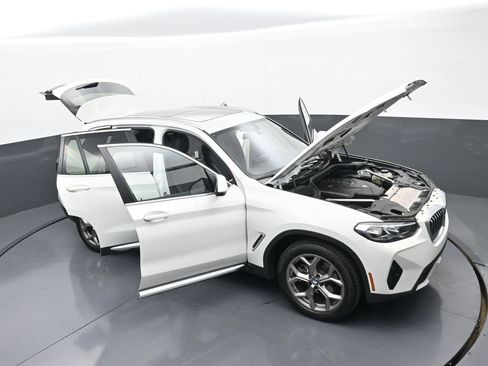 Used 2023 BMW X3 xDrive30i w/ Convenience Package w/ZPA AWD/4WD image 37