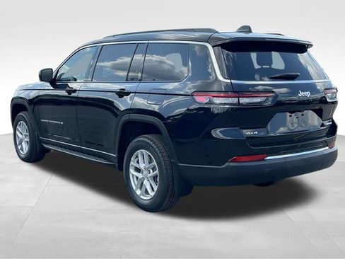 New 2025 Jeep Grand Cherokee L Laredo image 5