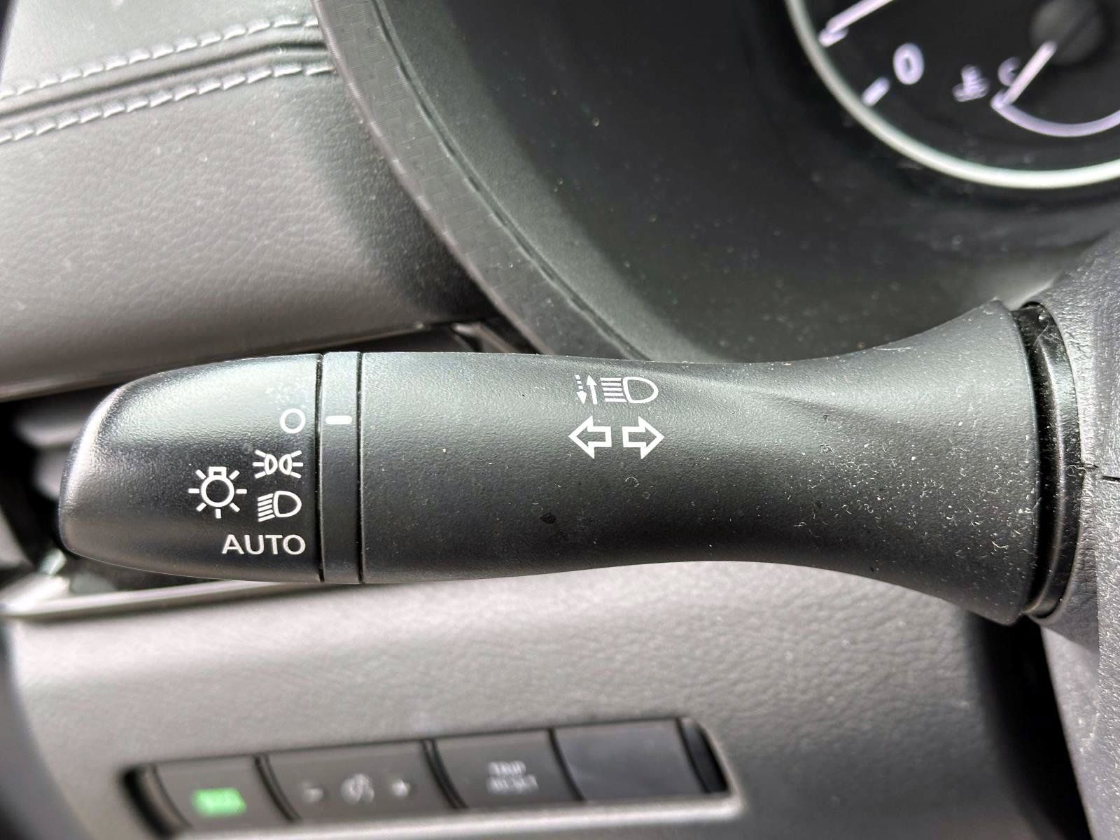 Certified 2023 Nissan Sentra SV w/ All-Weather Package FWD image 29