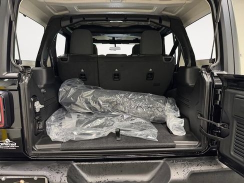 New 2026 Jeep Wrangler Unlimited Sport AWD/4WD image 14
