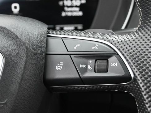 Used 2022 Audi SQ5 Premium Plus image 8