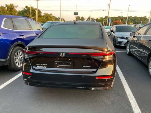 Used 2026 Honda Accord EX-L image 8