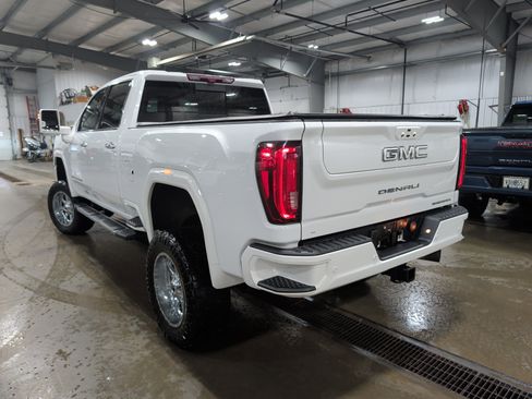 Used 2021 GMC Sierra 3500 Denali image 4
