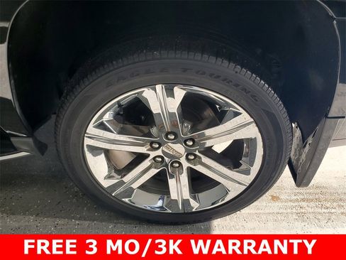 Used 2017 GMC Yukon XL Denali image 39