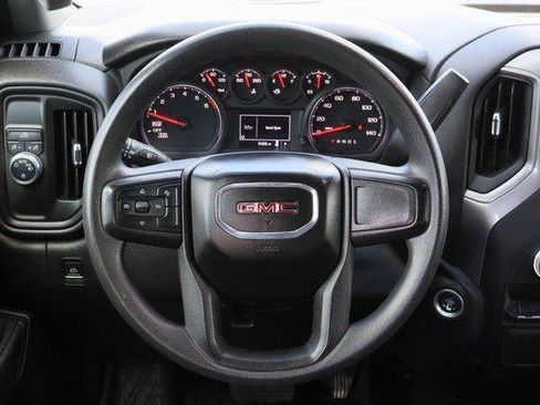 Used 2022 GMC Sierra 1500 Pro w/ Convenience Package image 11