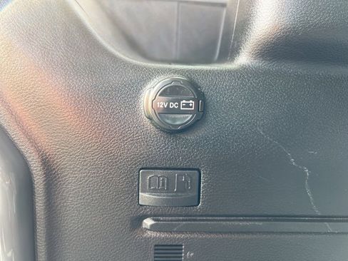 Used 2025 Jeep Wrangler Unlimited Sahara AWD/4WD image 52