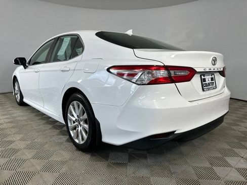 Used 2020 Toyota Camry LE FWD image 2