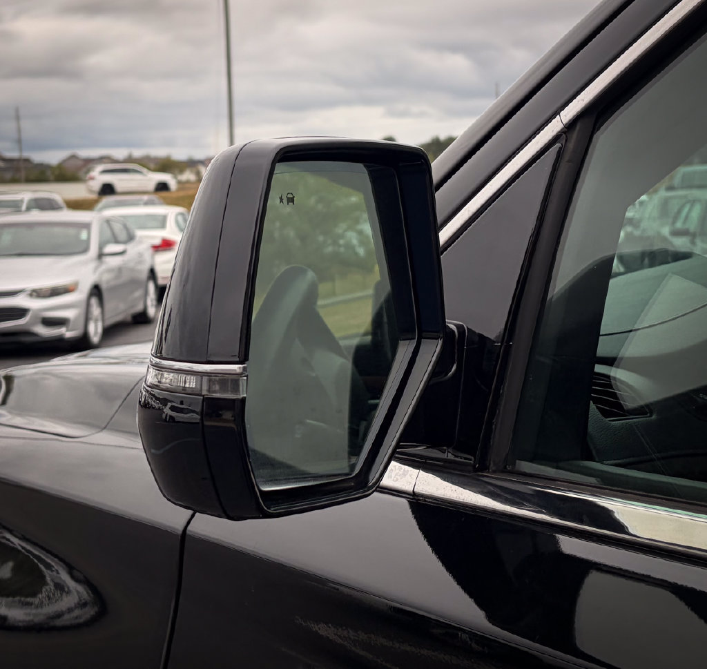 Used 2018 Cadillac Escalade ESV Luxury AWD/4WD image 24