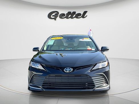 Used 2023 Toyota Camry LE w/ Convenience Package FWD image 2