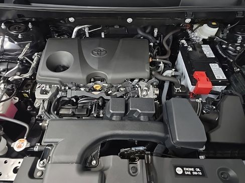 Used 2024 Toyota RAV4 XLE image 12