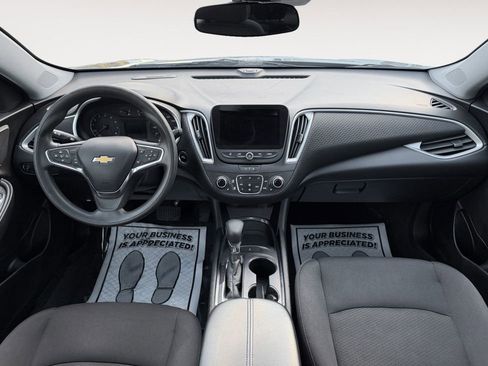 Used 2023 Chevrolet Malibu LT FWD image 16