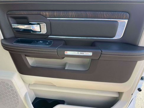 Used 2017 RAM 1500 Laramie Longhorn image 9