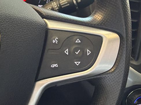 Used 2023 GMC Acadia SLE w/ Driver Convenience Package image 38