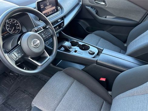 Used 2023 Nissan Rogue SV image 10
