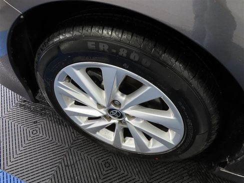 Used 2023 Toyota Camry LE image 6