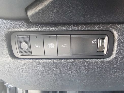 New 2025 Chevrolet Equinox EV RS w/ Active Safety Package 3 AWD/4WD image 22
