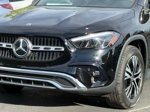 Certified 2025 Mercedes-Benz GLA 250 4MATIC image 2