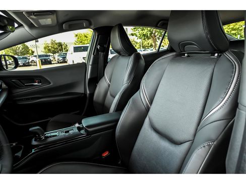 Used 2024 Toyota Prius XLE AWD/4WD image 10