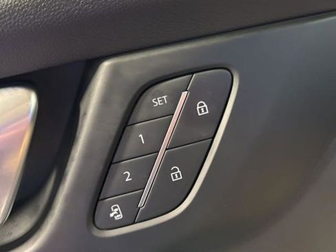 Certified 2025 Buick Enclave Sport Touring w/ Power Package image 22