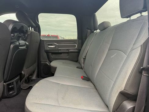 Used 2021 RAM 2500 Big Horn image 25