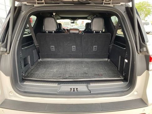 Used 2024 Lincoln Navigator L Reserve AWD/4WD image 4