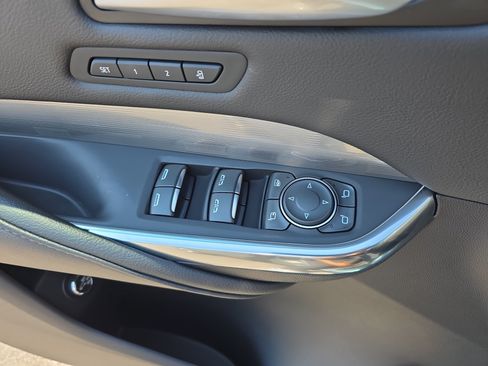 Used 2025 Cadillac XT4 Premium Luxury w/ Cold Weather Package FWD image 27