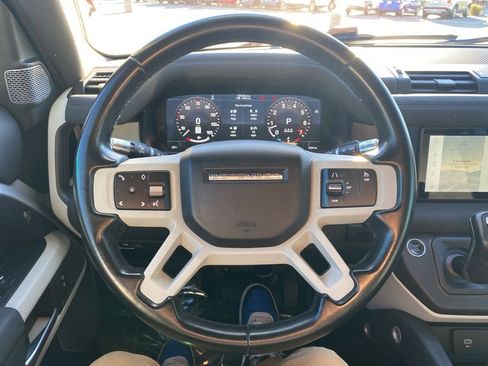 Used 2021 Land Rover Defender 90 X-Dynamic S image 11