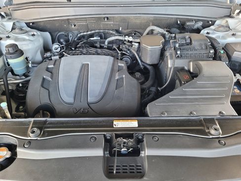 Used 2012 Hyundai Santa Fe Limited w/ Navigation Pkg 4 FWD image 20