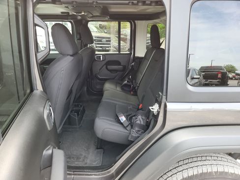 Used 2023 Jeep Wrangler Sport S image 29