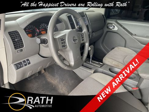 Used 2019 Nissan Frontier SV AWD/4WD image 9
